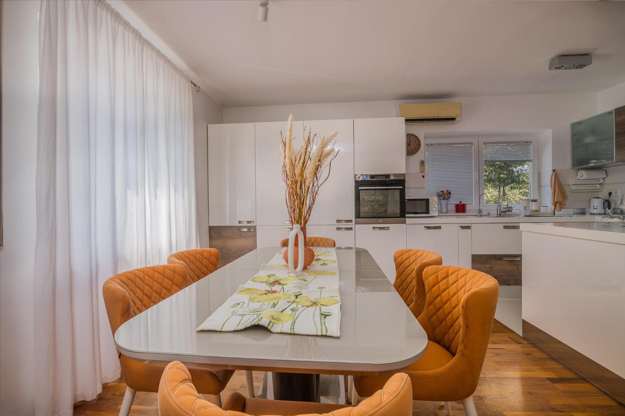 Apartments Stella & Luna Krk Town Bagian luar foto